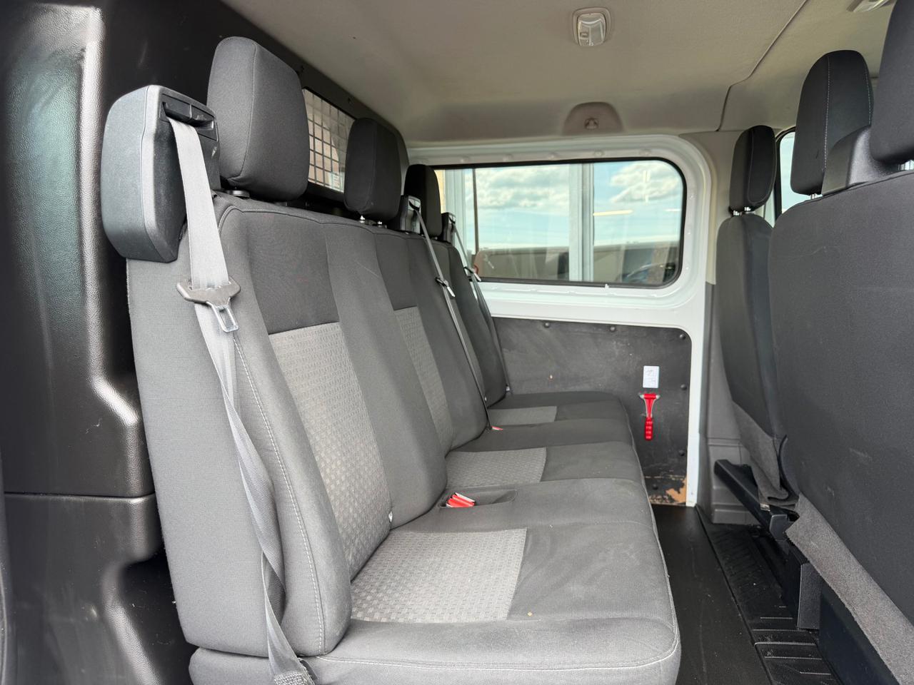 FORD Transit Custom 300 2.0 EcoBlue Hybrid 130 L1H1 (NESSUN VINCOLO) - 9