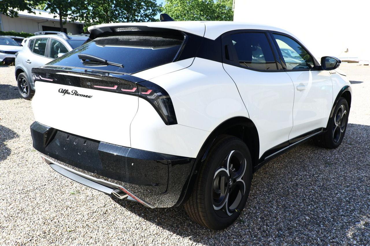 ALFA ROMEO Junior 1.2 145 CV Hybrid eDCT6 Q4 Sport Spec&Tech - 3