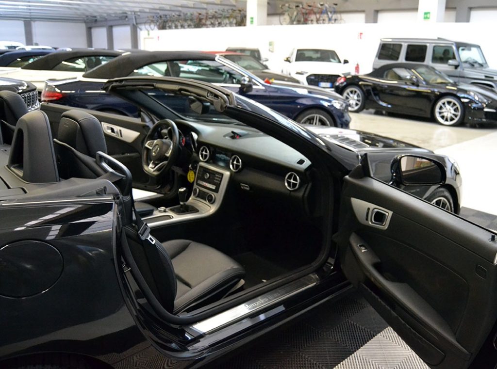 MERCEDES-BENZ SLC 180 Premium AMG line  KM 9.680  Ufficiale Italiana - 3