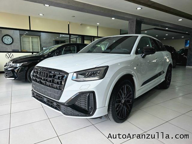 AUDI Q2 Bianco Ghiacciaio metallizzato