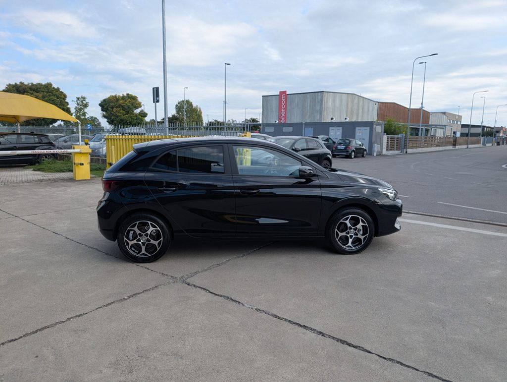 MG MG3 1.5 Hybrid+ Luxury - 4