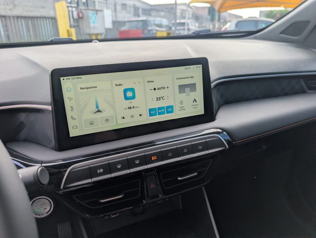 MG MG3 1.5 Hybrid+ Luxury - 12