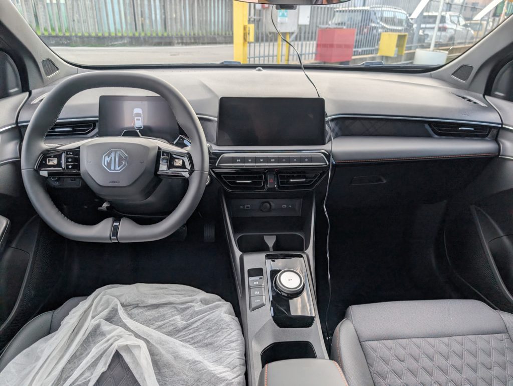 MG MG3 1.5 Hybrid+ Luxury - 28