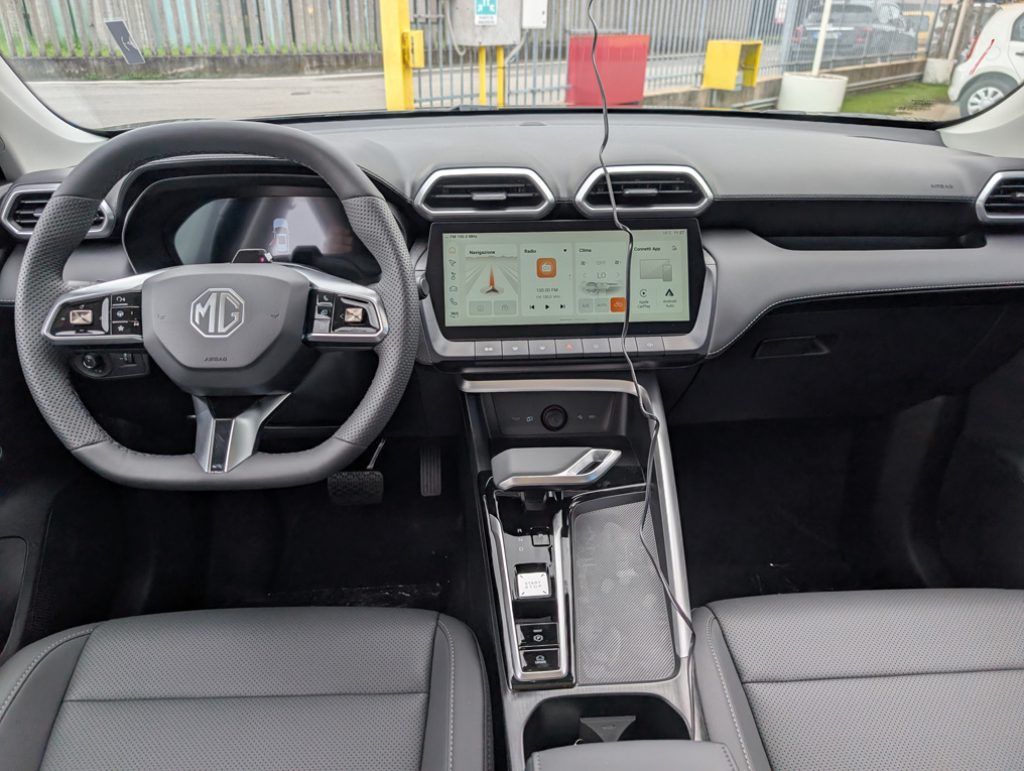 MG ZS 1.5 hybrid+ Luxury auto - 28