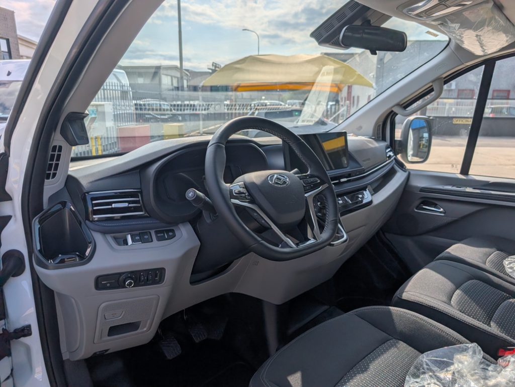 MAXUS Deliver 7 L1H1 VAN FWD SINGLE DOOR - 18