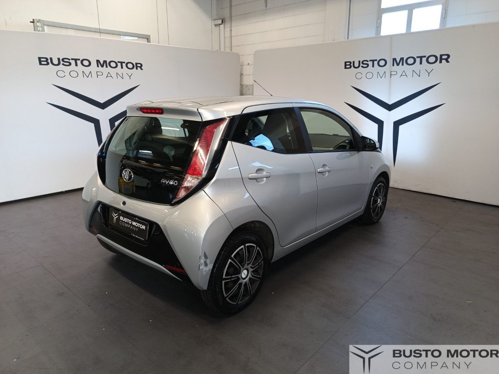 TOYOTA Aygo Aygo 5p 1.0 x-pure - 4