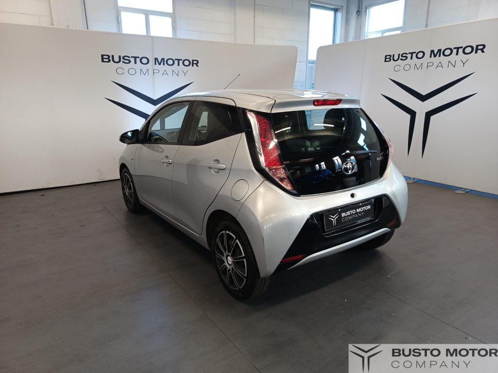 TOYOTA Aygo Aygo 5p 1.0 x-pure - 6