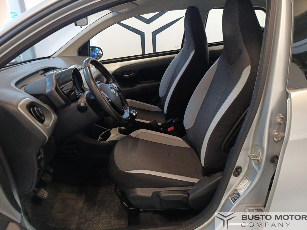 TOYOTA Aygo Aygo 5p 1.0 x-pure - 8
