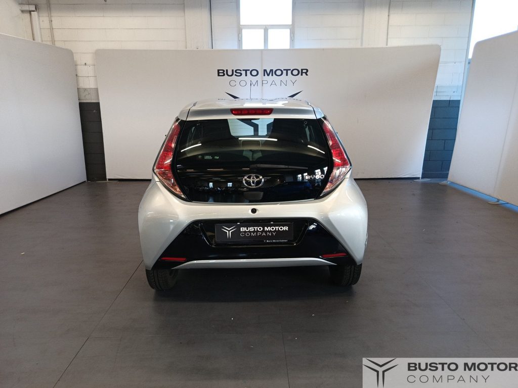 TOYOTA Aygo 5p 1.0 x-pure - 5