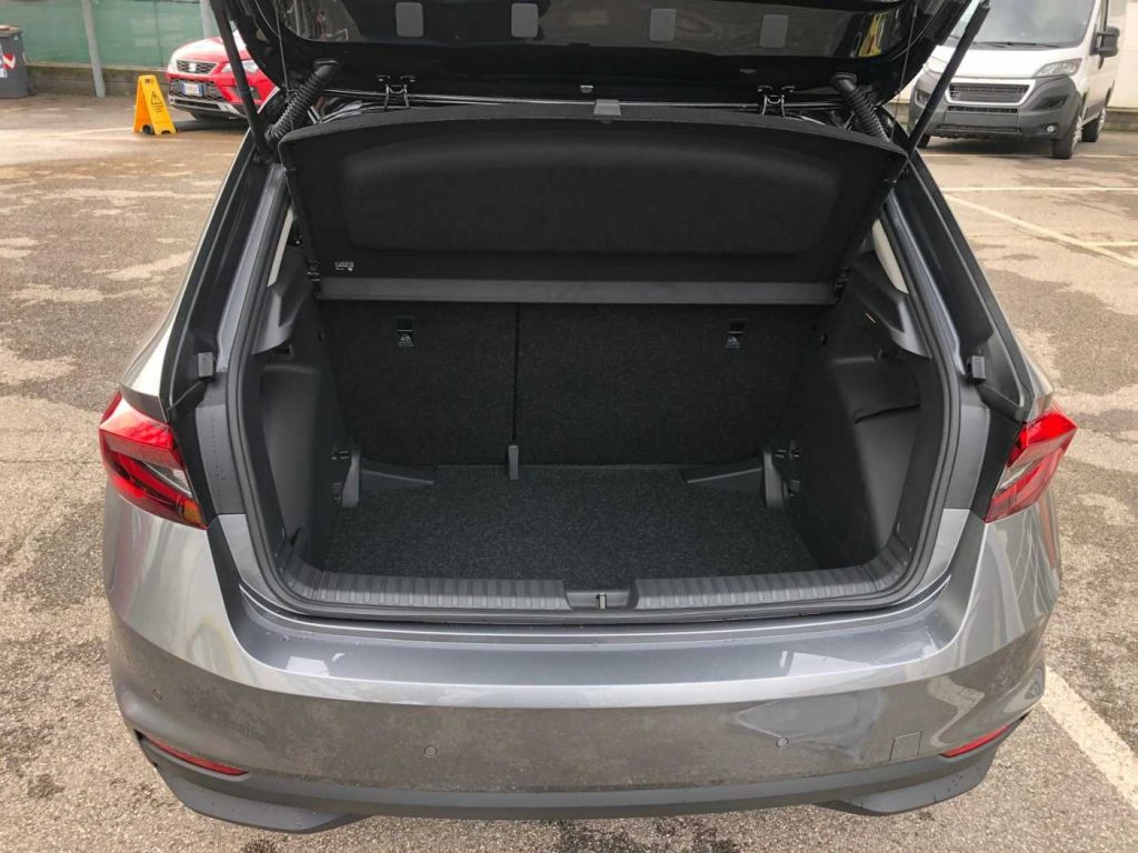 SKODA Fabia 1.0 MPI 80 CV Be More - 9