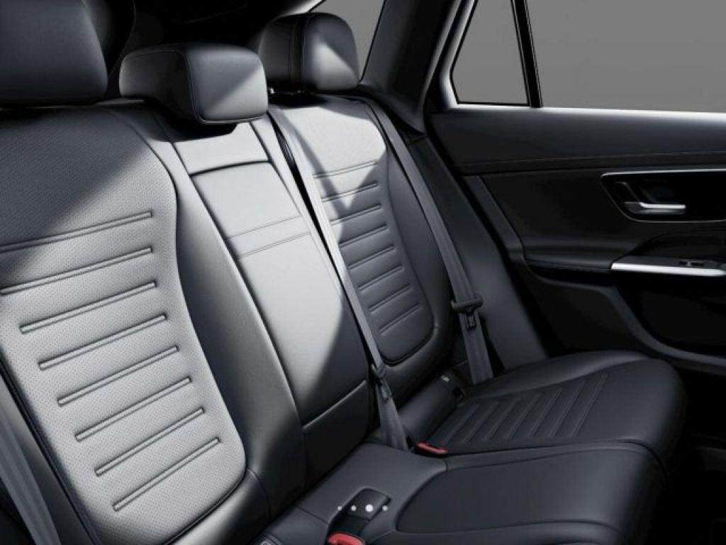MERCEDES-BENZ GLC 300 de hybrid EQ 4Matic AMG Line Premium - 7
