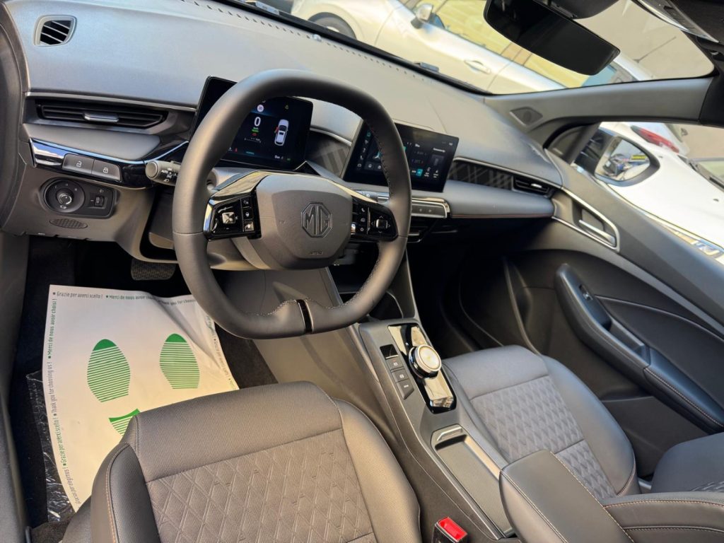 MG MG3 1.5 Hybrid+ 195CV Luxury - 19