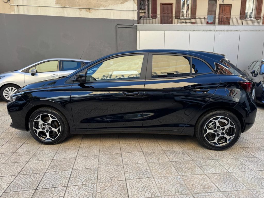 MG MG3 1.5 Hybrid+ 195CV Luxury - 5