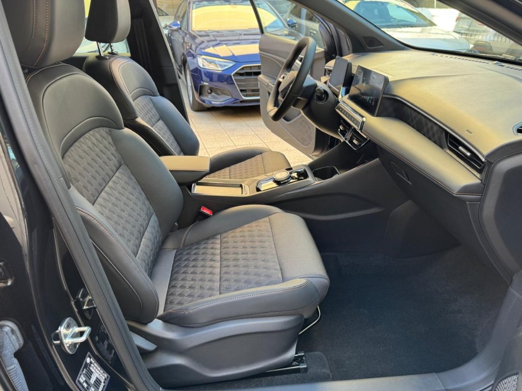 MG MG3 1.5 Hybrid+ 195CV Luxury - 15
