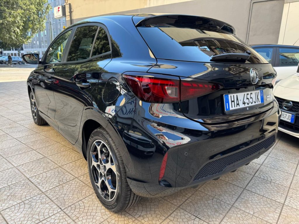 MG MG3 1.5 Hybrid+ 195CV Luxury - 3