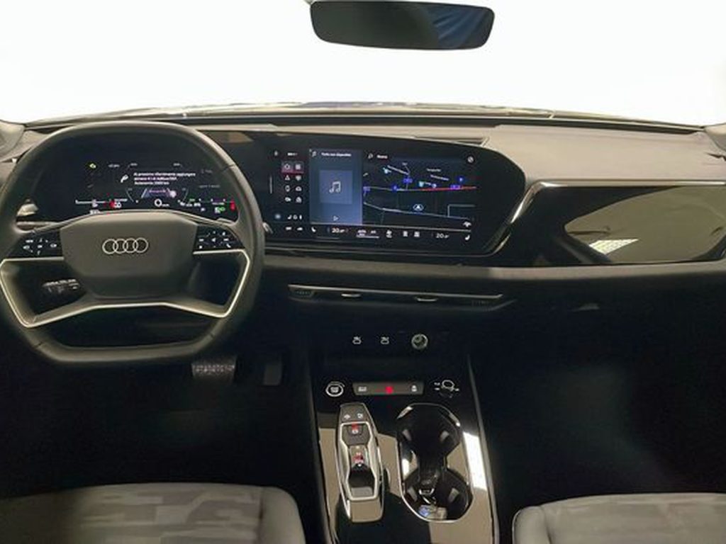 AUDI A5 avant 2.0 tdi mhev+ business 204cv s-tronic - 8