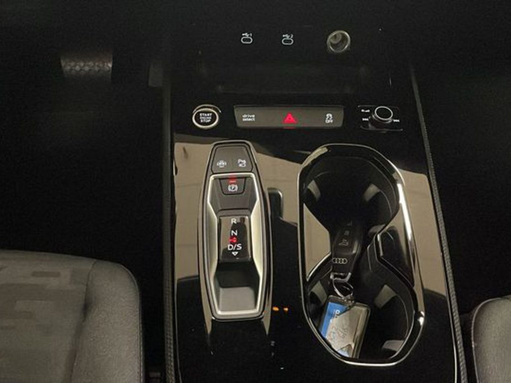 AUDI A5 avant 2.0 tdi mhev+ business 204cv s-tronic - 11