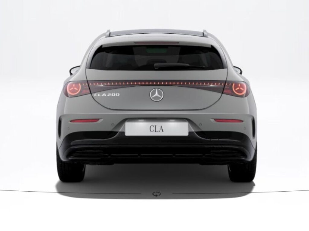 MERCEDES-BENZ CLA 200 Shooting Brake AMG Line Premium - 4