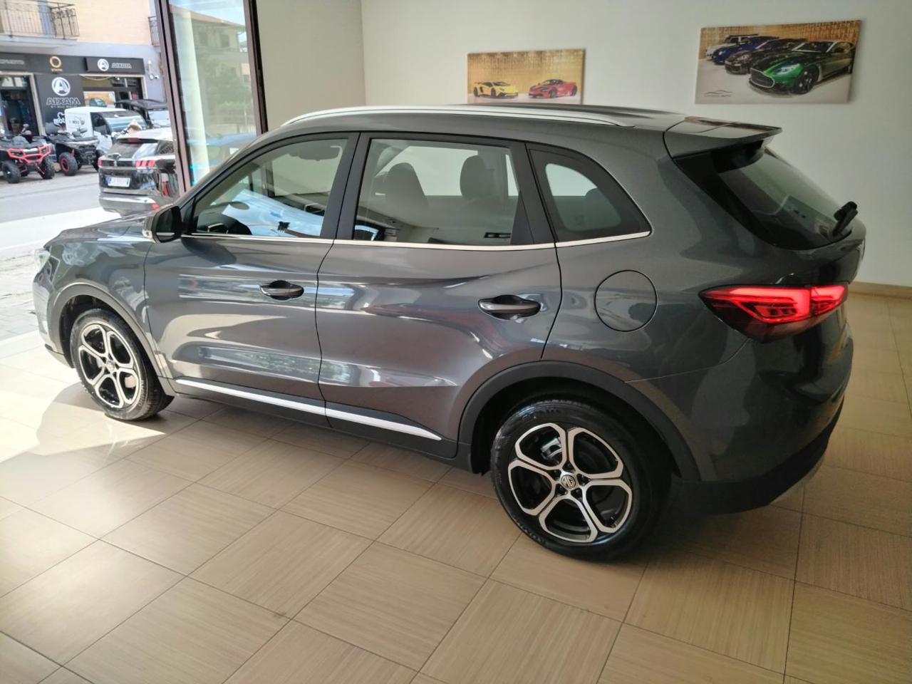 MG ZS 1.5 Hybrid+ Comfort - 5