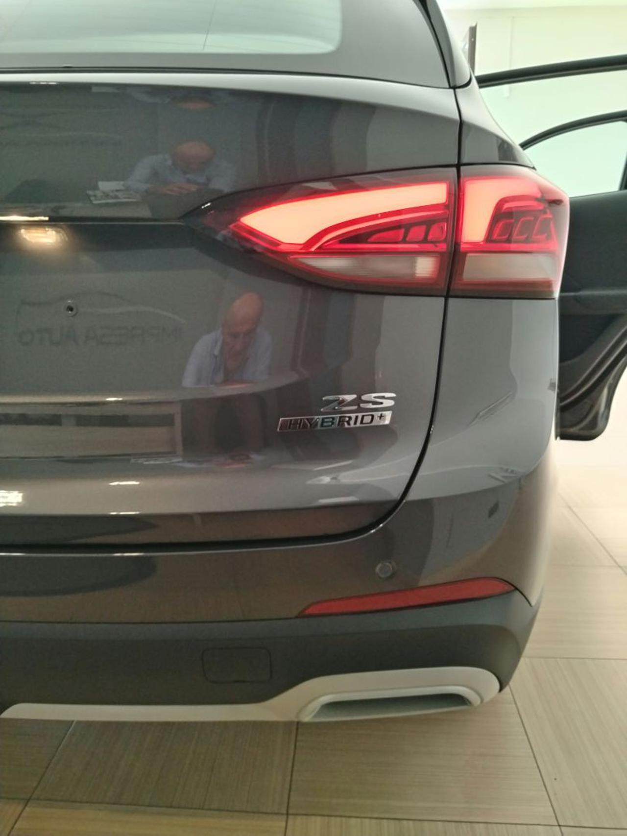 MG ZS 1.5 Hybrid+ Comfort - 12