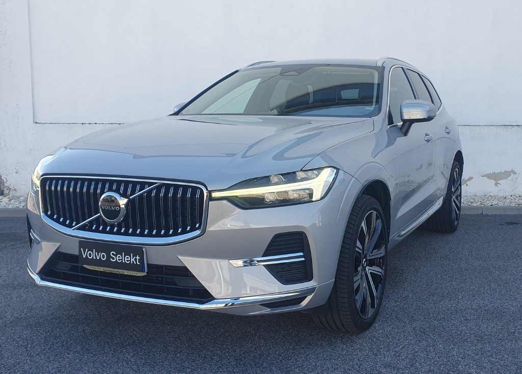 VOLVO XC60 B4 (d) AWD automatico Plus Bright - Foto 1