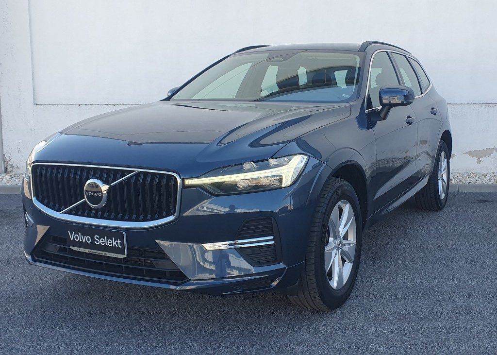VOLVO XC60 B4 (d) AWD automatico Core - Foto 1