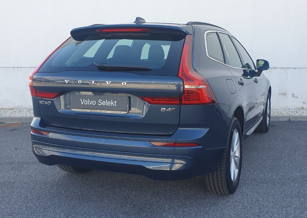 VOLVO XC60 B4 (d) AWD automatico Core - Foto 3