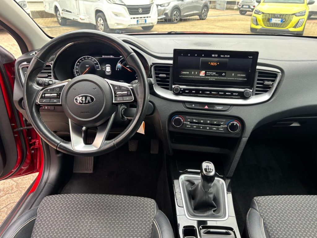 KIA XCeed 1.6 CRDi 115CV Style *SENSORI POST - 11
