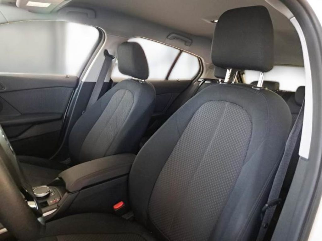 BMW 118 d 5p. Business Advantage - 8