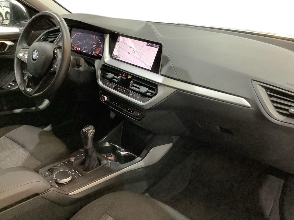 BMW 118 d 5p. Business Advantage - 9
