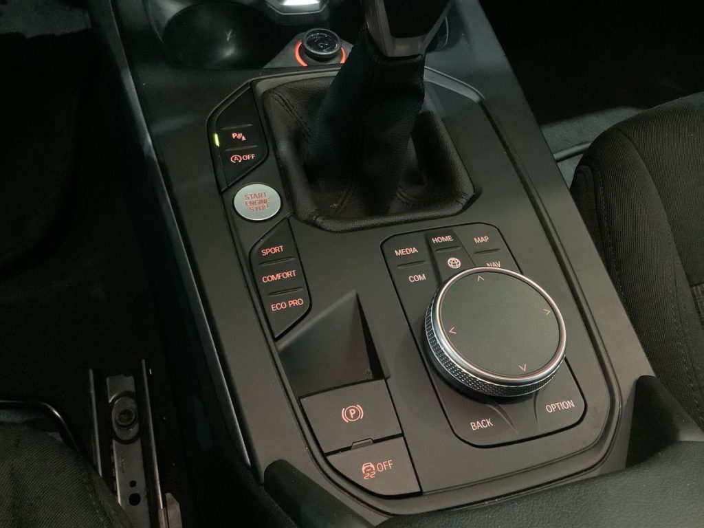 BMW 118 d 5p. Business Advantage - 23