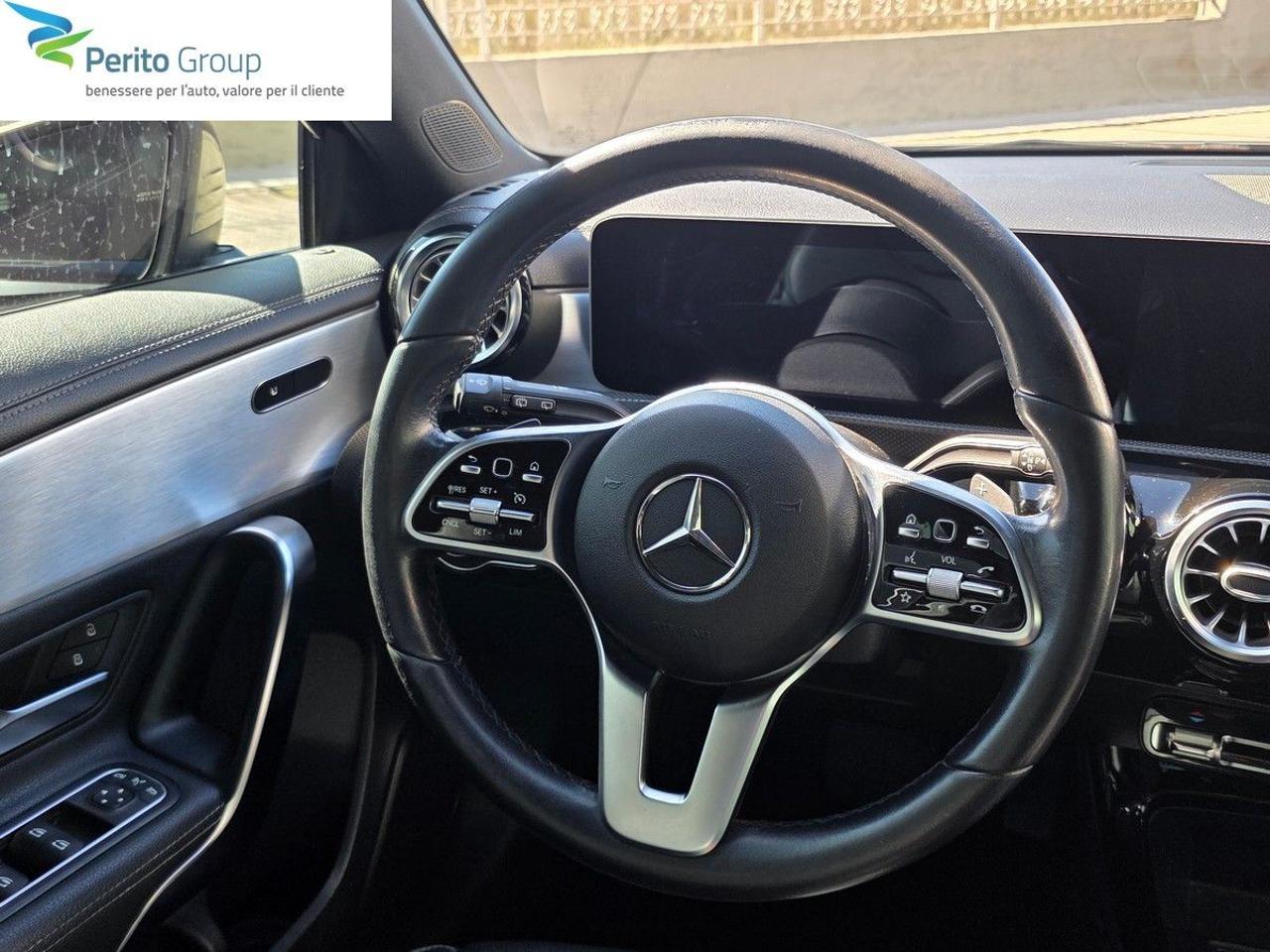 MERCEDES-BENZ A 200 Automatic - 11