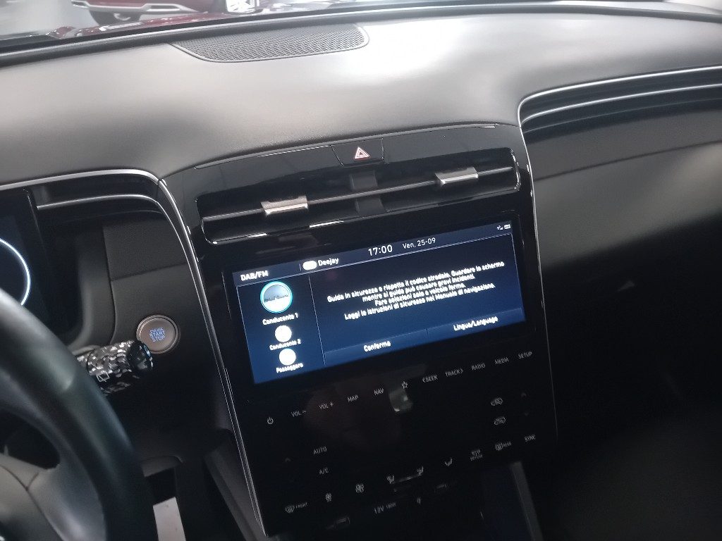 Clicca per ingrandire Tucson - 1.6 CRDI XLine