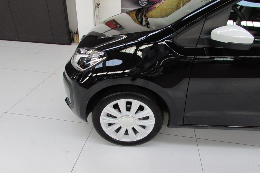 VOLKSWAGEN up! 1.0 5p. 65cv EVO color up! BlueMotion Technology - 6