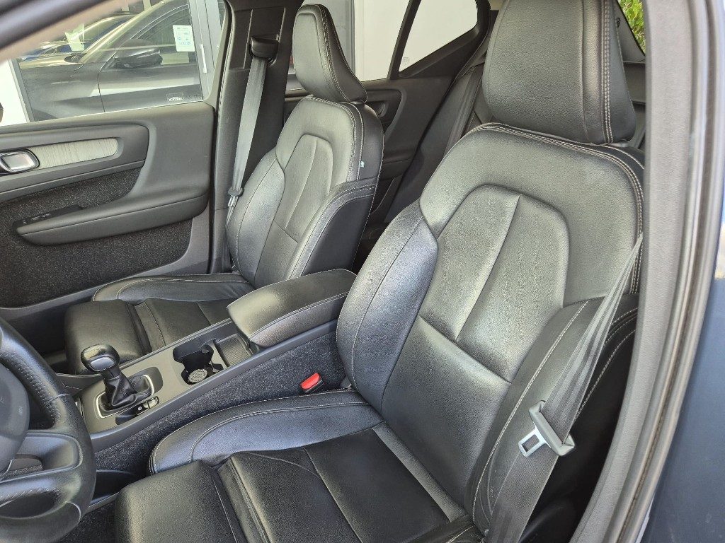 VOLVO XC40 D3 AWD Inscription - 8