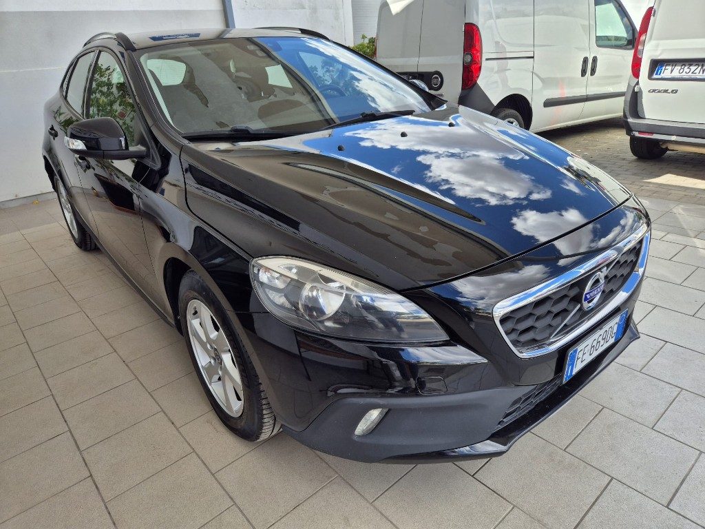 VOLVO V40 Cross Country D2 Business - 3