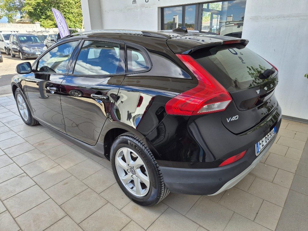 VOLVO V40 Cross Country D2 Business - 5