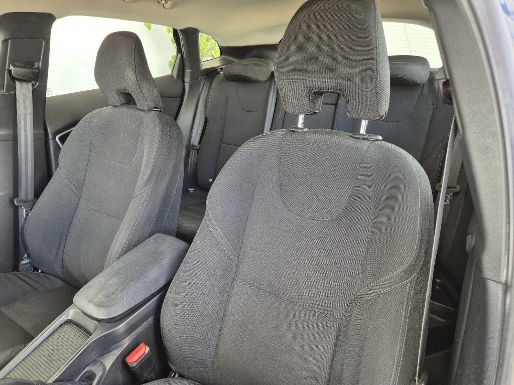 VOLVO V40 Cross Country D2 Business - 7