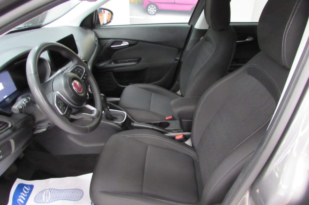 FIAT Tipo 1.5 t4 hybrid Cross 130cv dct 5 porte HB - 7