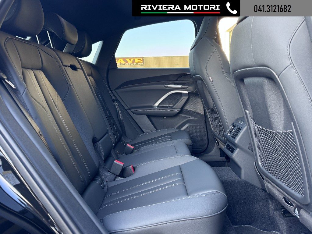 AUDI Q5 SPB 40 TDI quattro S tronic S line - 8