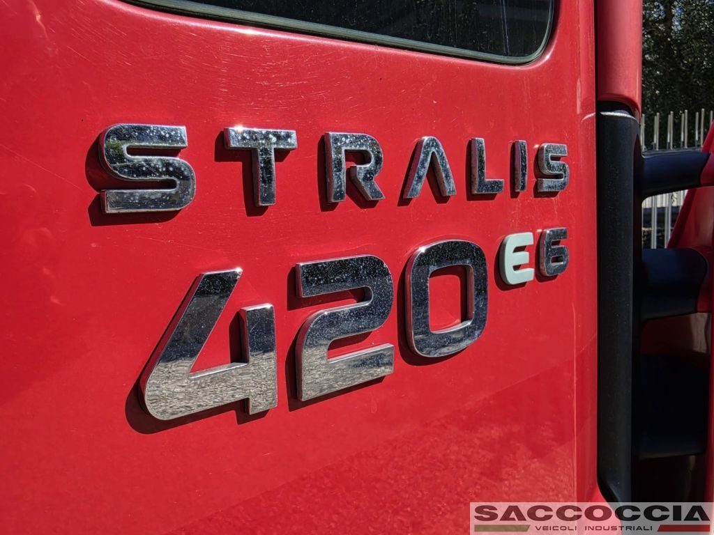IVECO STRALIS AT 190S42 P E6 CENTINATO 7,30 m - 25