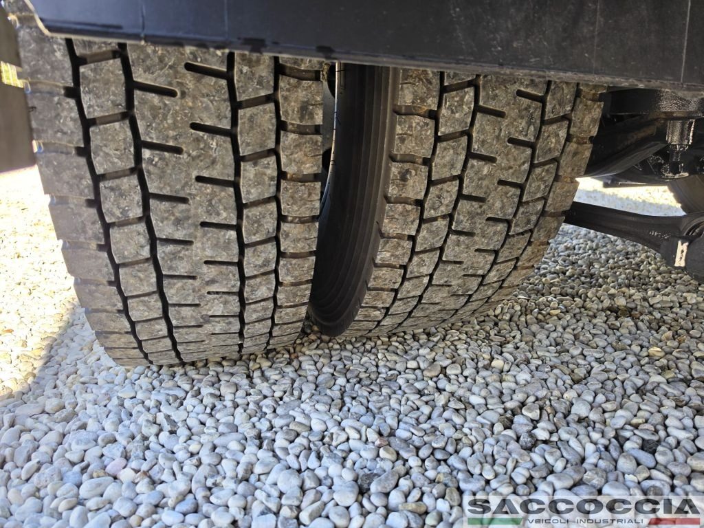 IVECO STRALIS AT 190S42 P E6 CENTINATO 7,30 m - 19