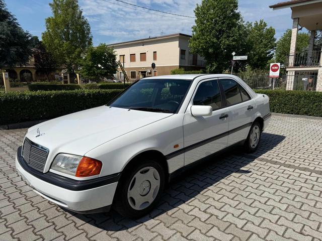 MERCEDES-BENZ C 180 Bianco pastello