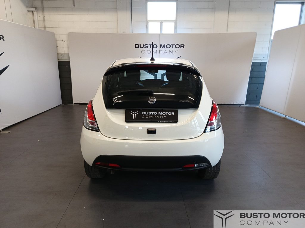 LANCIA Ypsilon Ypsilon 1.0 firefly hybrid Gold Plus s&s 70cv - 5