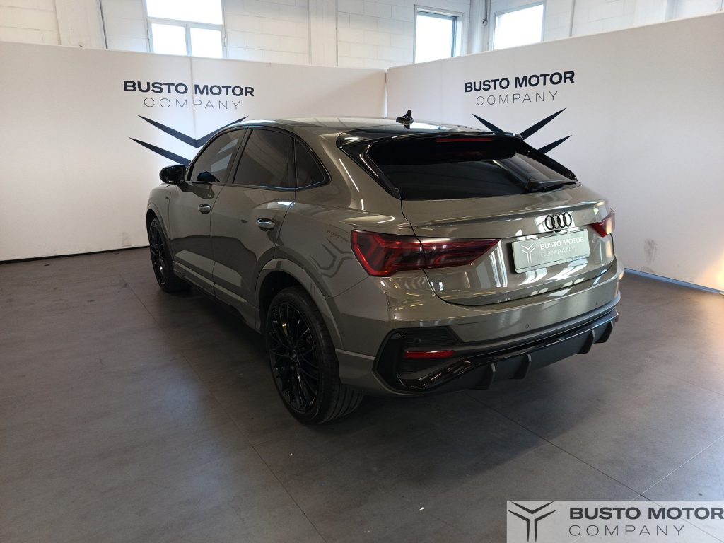 AUDI Q3 Sportback 35 TDI S tronic S Line Edition - 6