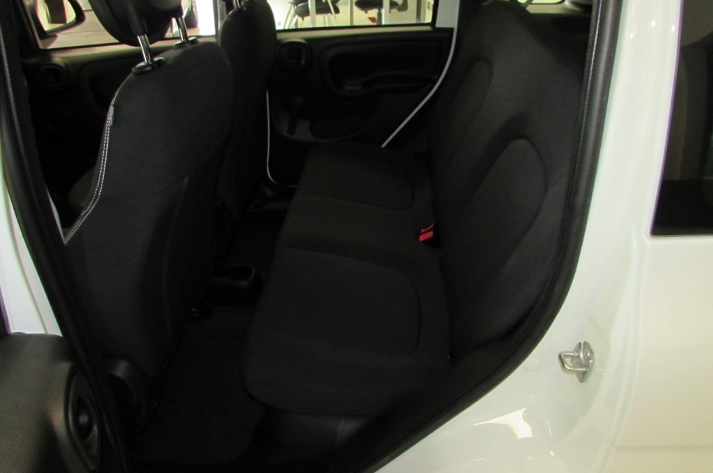 FIAT Panda 1.0 FireFly 70cv S&S Hybrid ICON KMZERO Bianca - 11