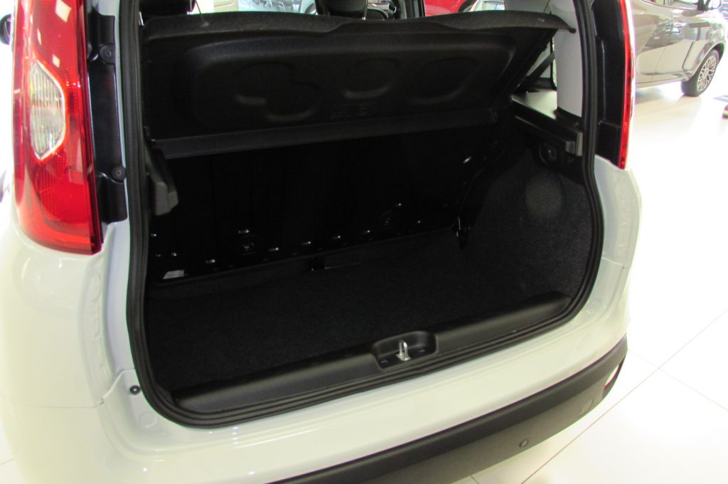 FIAT Panda 1.0 FireFly 70cv S&S Hybrid ICON KMZERO Bianca - 12