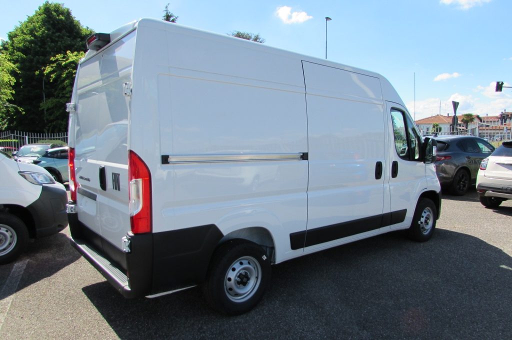 FIAT Ducato 33 2.2 Mjt 140CV PM-TA Furgone KMZERO - 3