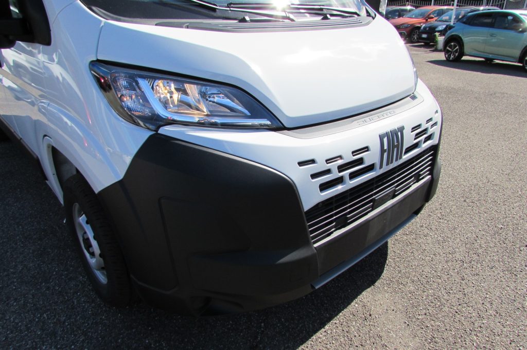 FIAT Ducato 33 2.2 Mjt 140CV PM-TA Furgone KMZERO - 12