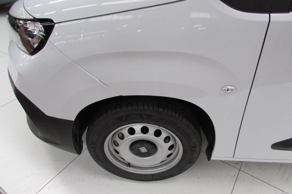 FIAT Doblo 1.5 BlueHdi 130CV PL-TN Van KMZERO - 6